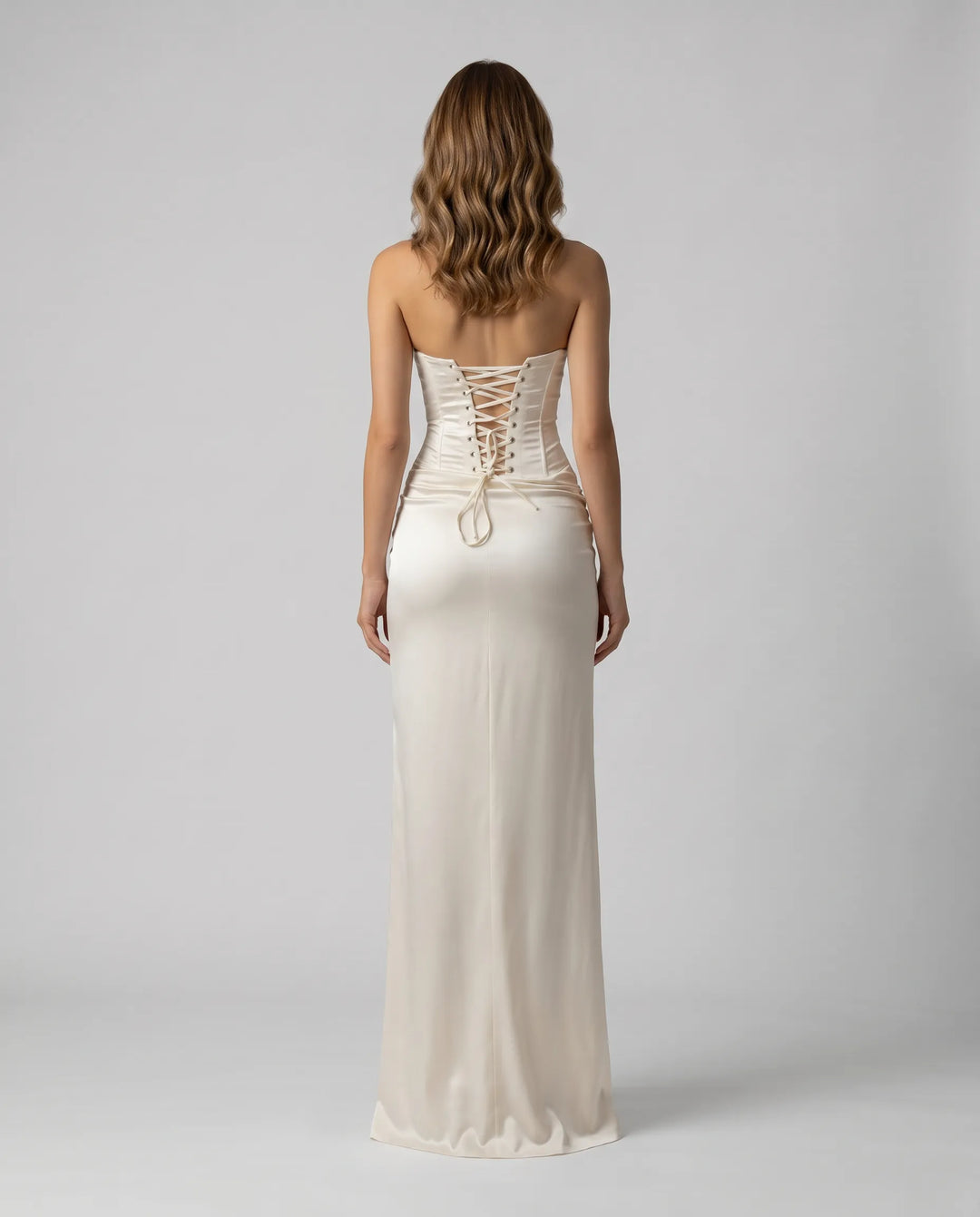 Aurelia – korzetové šaty s rozparkom