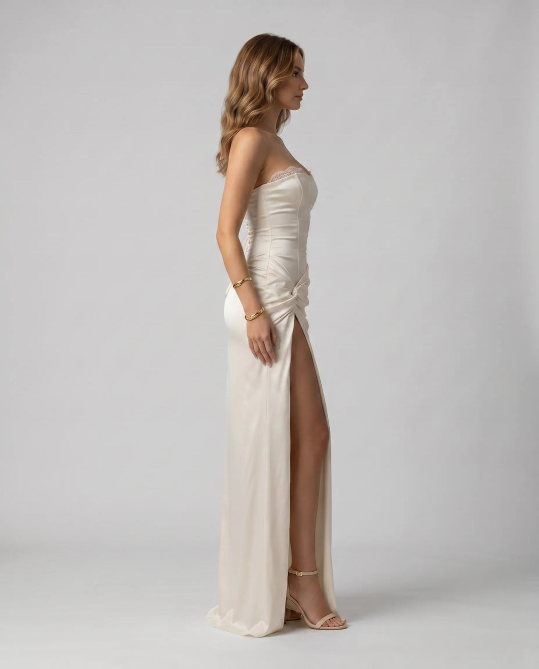 Aurelia – korzetové šaty s rozparkom